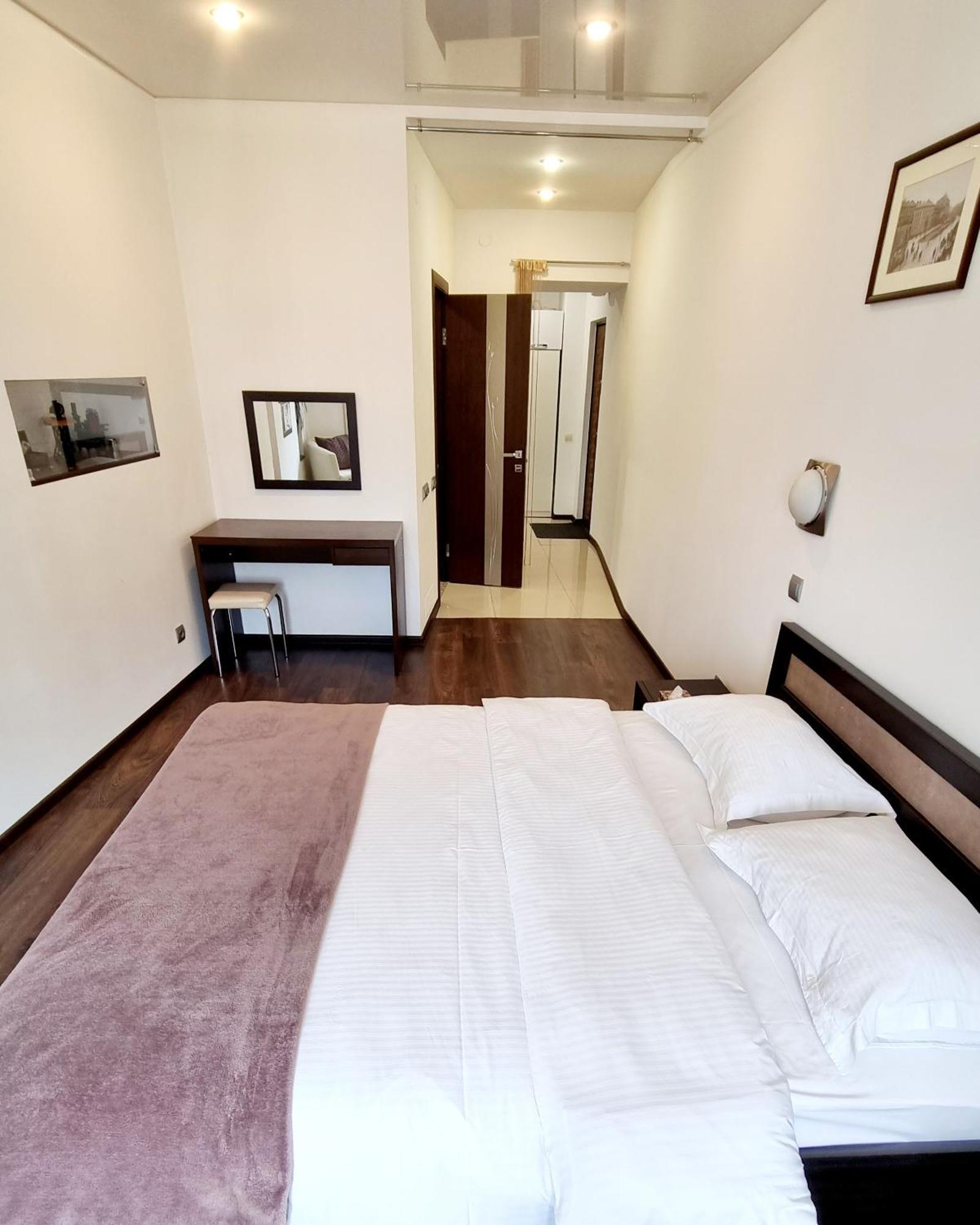 Apartment Mitskevycha Square 5 Lviv Dış mekan fotoğraf